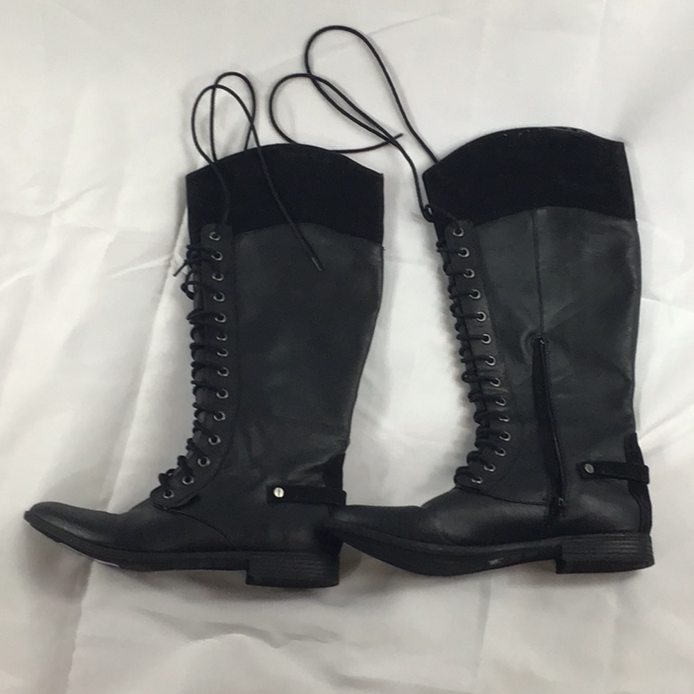Black lace up boot with velvet  design
